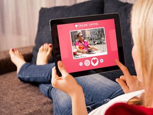Supporting image for story: The secret behind the smiles everyone’s noticing on dating apps