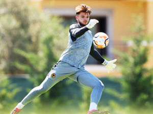 Supporting image for story: Wolves goalkeeper Matija Sarkic completes move to Millwall