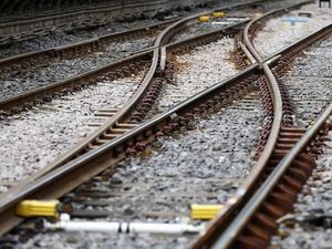 Supporting image for story: Council to oppose large scale level crossing closures