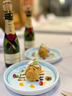 Amuse Bouche: Spiced Crab 