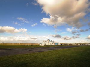 Supporting image for story: Wildlife trust fears for birds at Wolverhampton Halfpenny Green Airport