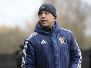 Supporting image for story: Rowe is braced for a tight battle