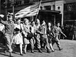 Supporting image for story: VJ Day: Spontaneous outburst of joy at war's sudden end