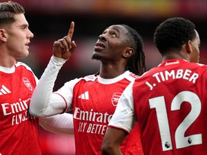 Supporting image for story: Eberechi Eze scores winner against former club Palace to boost Arsenal lead