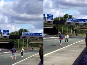 Supporting image for story: These people went rogue and started playing tennis while stuck in traffic