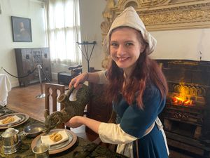 Supporting image for story: Seal of approval for Tamworth Castle   