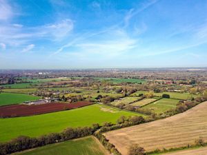 Supporting image for story: Fears of damage to nature from Labour planning reforms overblown, minister says