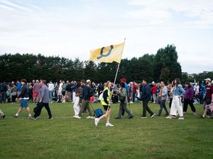 Supporting image for story: Murray fans queue for days to see what could be tennis star’s last Wimbledon