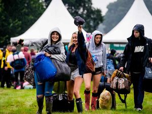 Supporting image for story: V Festival gates open: See PICTURES and VIDEO as thousands arrive at a damp Weston Park