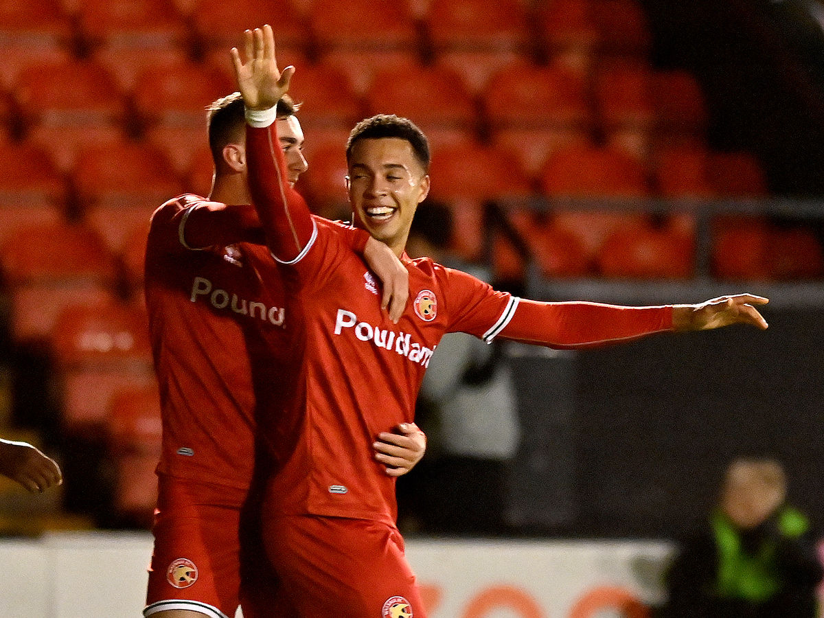 Douglas James-Taylor departs Walsall after Drogheda loan