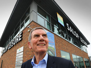 Supporting image for story: Praise for 'beautifully' kept roundabout in Shrewsbury