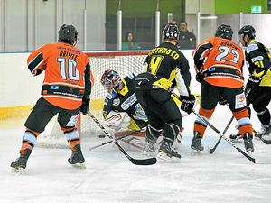 Supporting image for story: Telford Tigers put the bite on title chasers