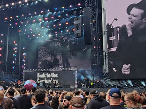 Supporting image for story: Black Sabbath: Yungblud dedicates ‘Changes’ to Diogo Jota at Villa Park farewell show