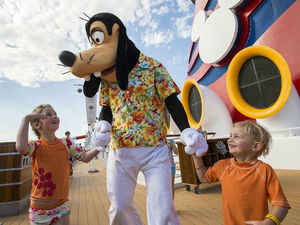Supporting image for story: Disney cruise shows you a magical side