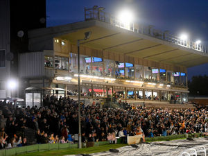 Supporting image for story: Wolves speedway bosses apologise after fans shut out of stadium on momentous night for club