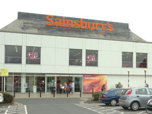 Supporting image for story: Woman stabbed by shopping thief in Sainsbury's car park