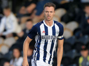 Supporting image for story: Jonny Evans addresses speculation about his West Brom future
