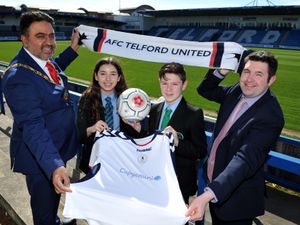 Supporting image for story: Mayor says: Get behind the Bucks