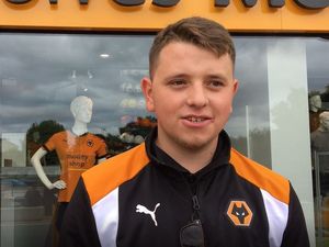 Supporting image for story: New Wolves kit: Fans have their say on the 2017/18 home shirt - VIDEO