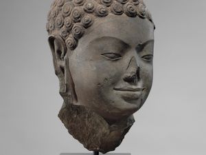 Supporting image for story: New York museum to return ancient sculptures stolen from Cambodia and Thailand