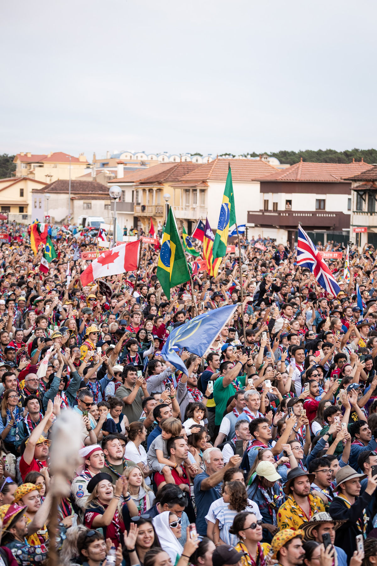 Ellis and Martin represent UK at international Scout event in Portugal