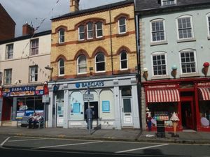 Supporting image for story: Former Welshpool bank on market for £220,000