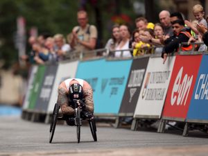 Supporting image for story: David Weir suffers Commonwealth Games marathon ‘despair’ after puncture