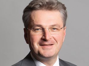 Supporting image for story: 'Lives at risk': Shrewsbury MP Daniel Kawczynski calls for Future Fit restart