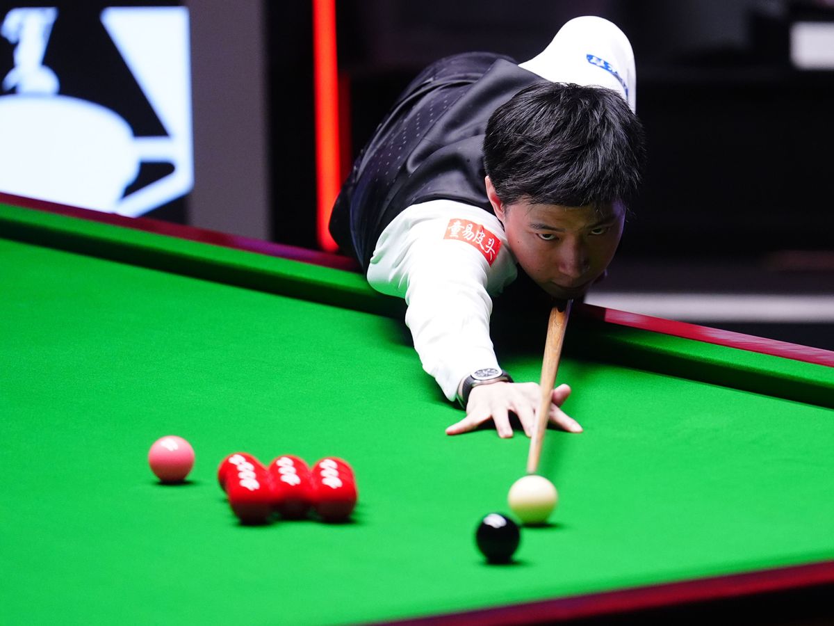 Zhao Xintong on verge of World Championship title after dominating Mark Williams