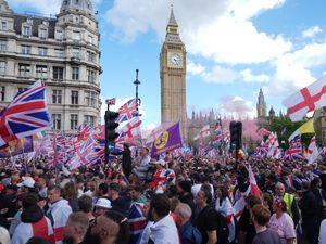 Supporting image for story: Tommy Robinson protest ‘klaxon call’ for MPs to address immigration – Kyle