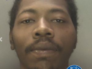 Supporting image for story: Robber who sexually assaulted police officer arresting him is jailed  