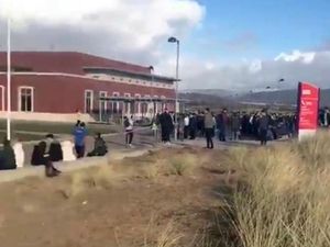 Supporting image for story