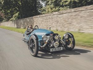 Supporting image for story: These are the manufacturers still building cars in Britain