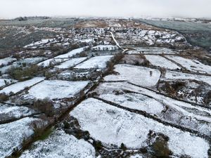 Supporting image for story: Fresh weather warnings issued as snow cancels flights and shuts schools