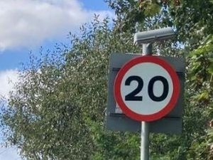 Supporting image for story: Motorists warned of 20 mph speed limits set to be introduced outside primary and secondary schools 