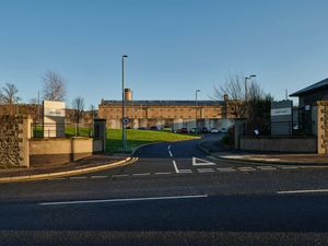 Supporting image for story: Man who tried to kill his father when they first met in prison jailed