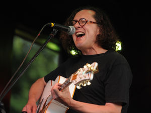 Supporting image for story: NAC date for Wonder Stuff star