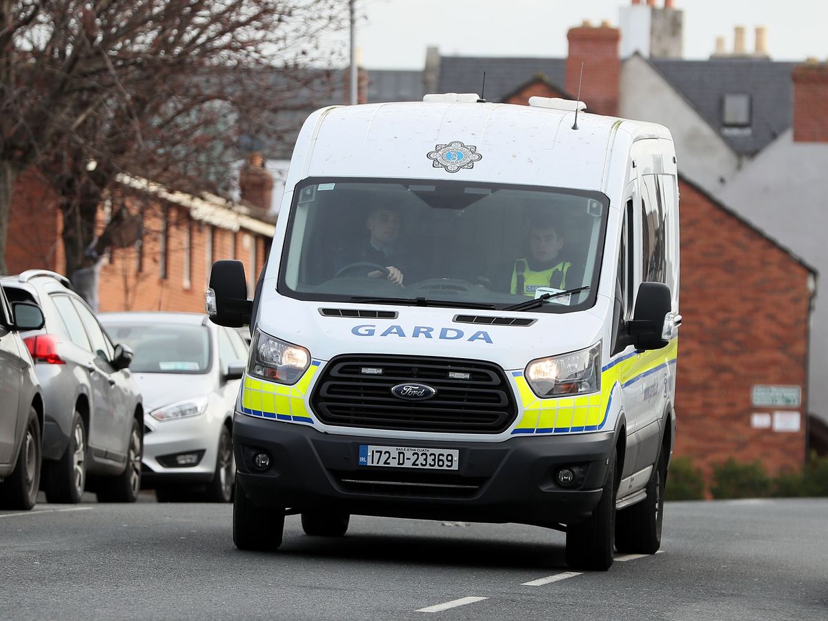 Gardai attacked as violence flares outside hotel used to house asylum seekers