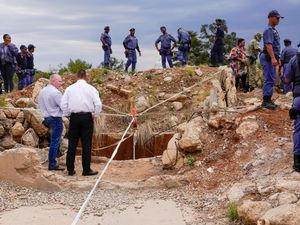 Supporting image for story: At least 100 illegal miners have died trapped in South African mine, group says