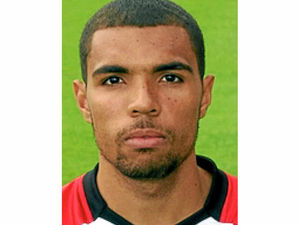 Supporting image for story: Wolves sign up defender Scott Golbourne from Barnsley