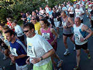 Supporting image for story: 100s test mettle in big race