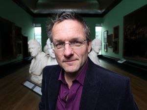 Supporting image for story: TV doctor Michael Mosley praised for innovating world of science broadcasting