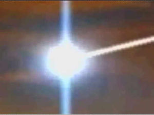 Supporting image for story: Wonder and panic at meteor fireball