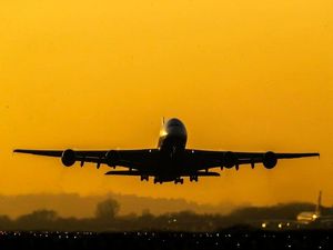 Supporting image for story: More than 200 travel and hospitality firms back call for quarantine U-turn