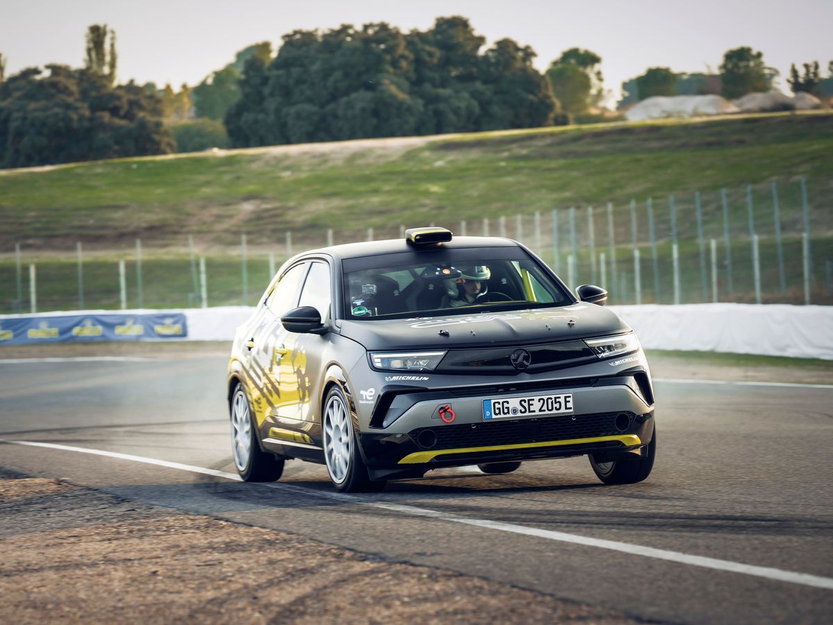 Vauxhall makes a comeback to motorsport with Mokka GSE Rally