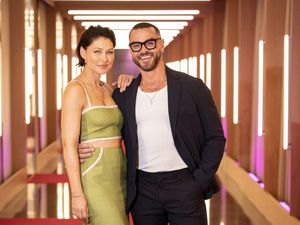 Supporting image for story: Netflix’s Love Is Blind UK to air next month