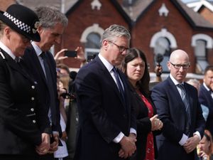 Supporting image for story: Starmer pays second visit to Southport since knife attack