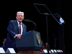 Supporting image for story: Democrats release suggestive letter to Epstein allegedly signed by Trump