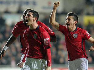 Supporting image for story: West Ham ponder new Dorrans bid