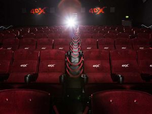 Supporting image for story: Telford Cineworld 4DX launches with Aquaman – review